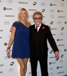 Jo Whiley and Roger Daltry 3179.jpg